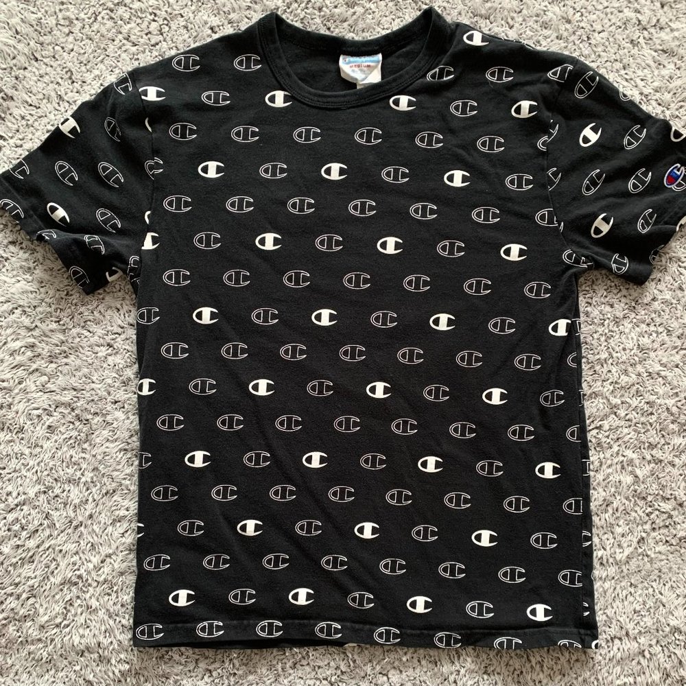 Vintage Champion T-Shirt. Medium. Authentic Champion Sportswear Product.